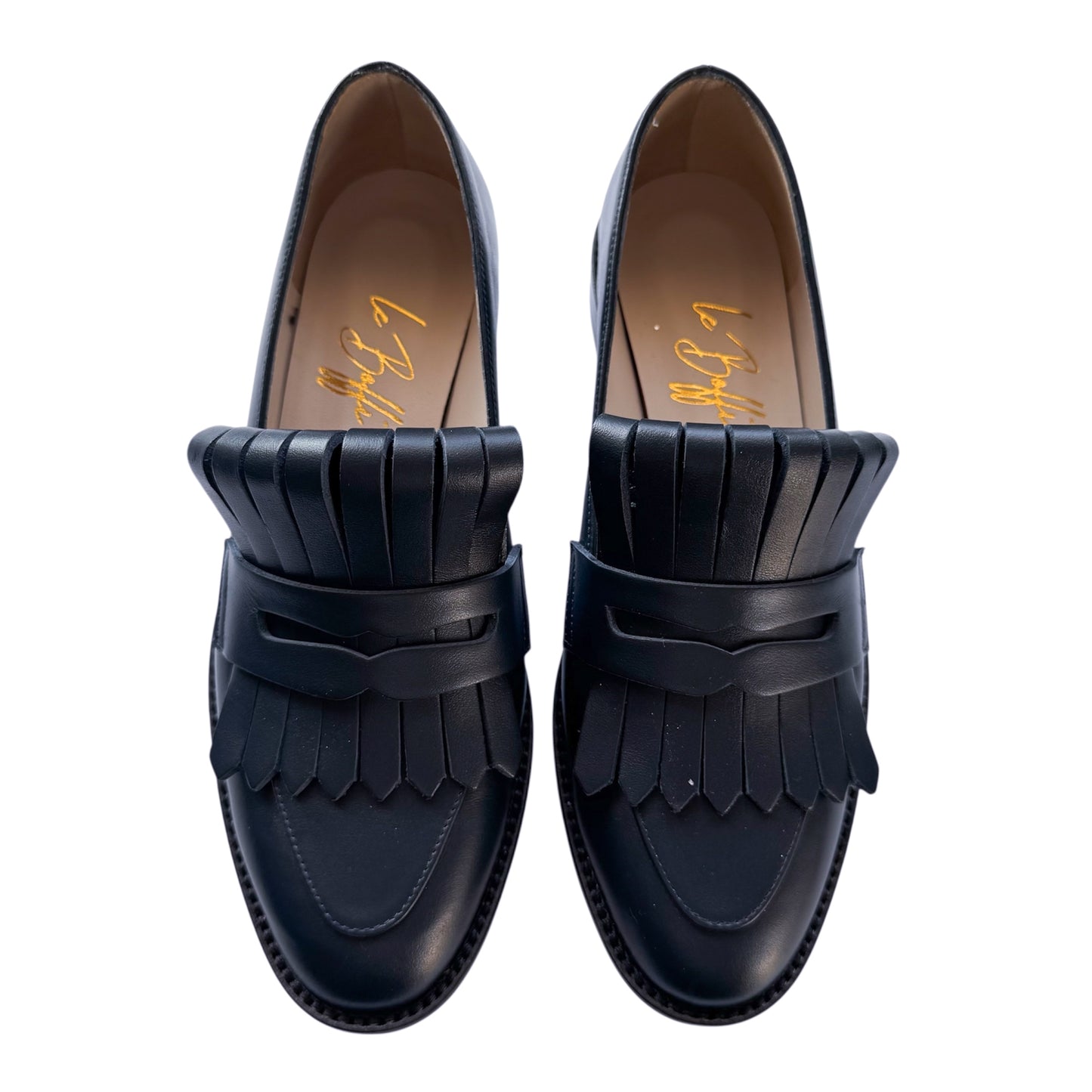 Nina in pelle blu notte