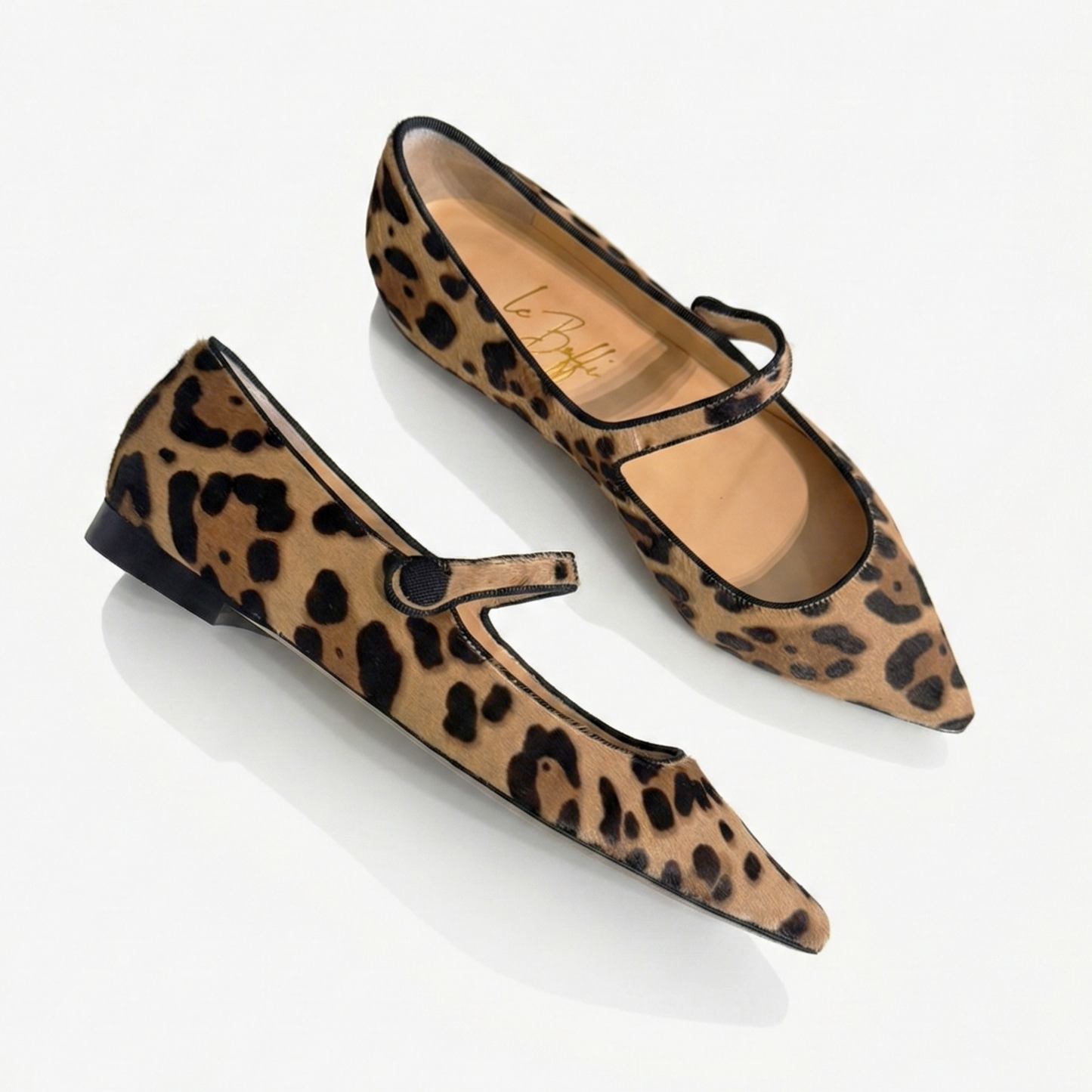 Adele in cavallino leo