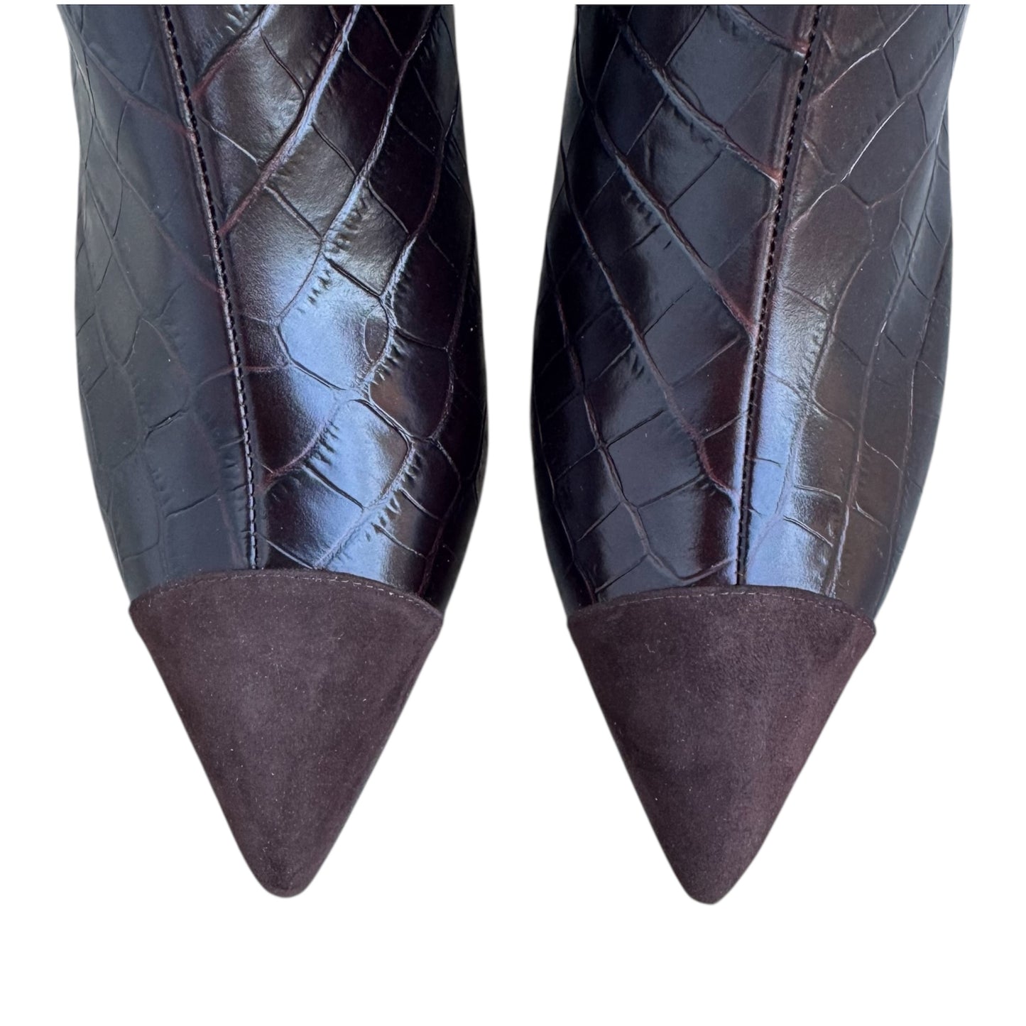 SOFIA in beige and gold velvet