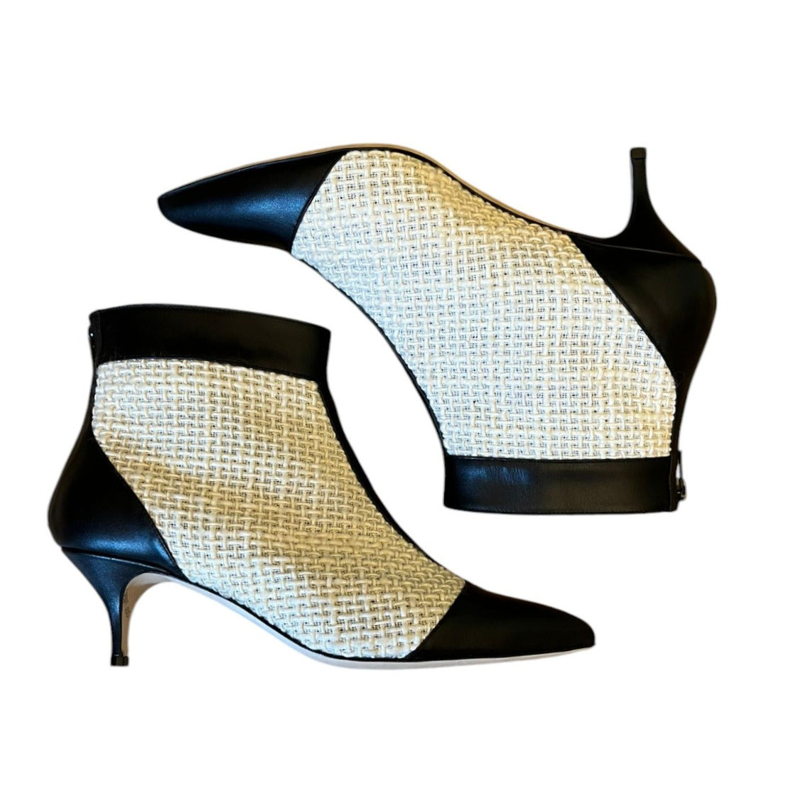 Stella 55 in bouclé bianco e pelle nera