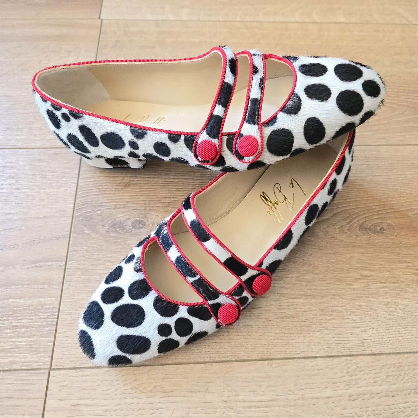 Frida Round Toe Ballerina