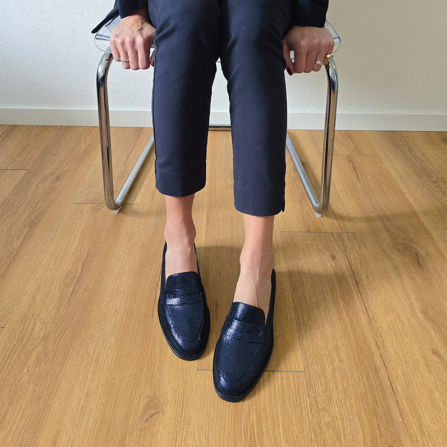 SOFIA in beige and gold velvet