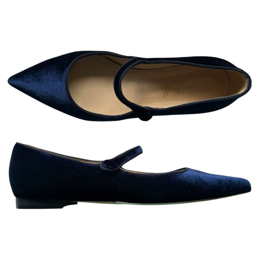 Adele in velluto blu