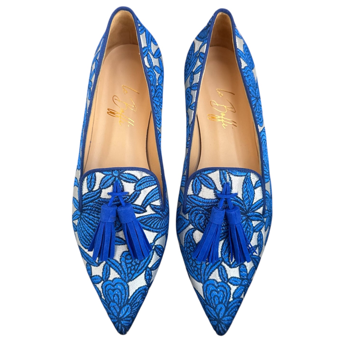 Agata in flora bluette