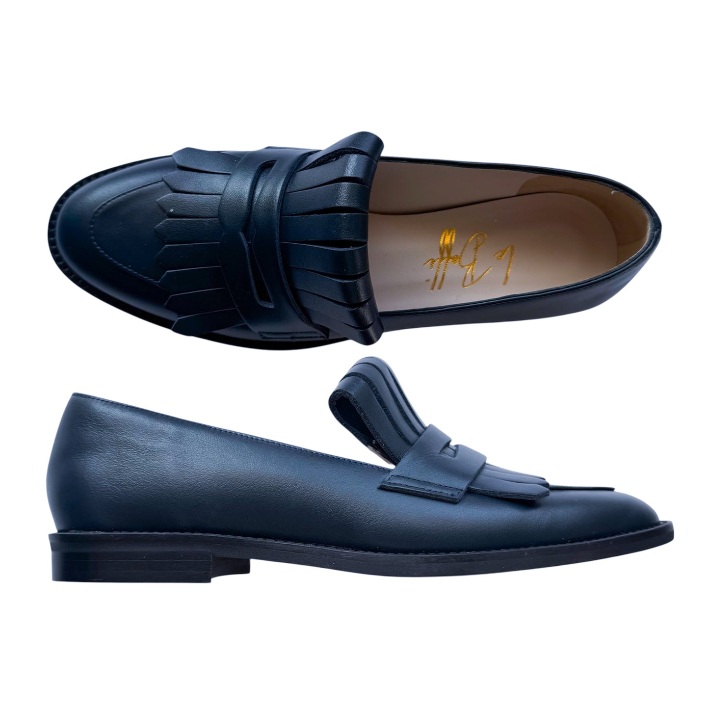 Nina in pelle blu notte