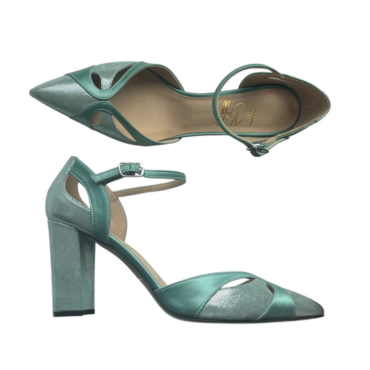 Celeste 85 in pelle gritterata e raso tiffany