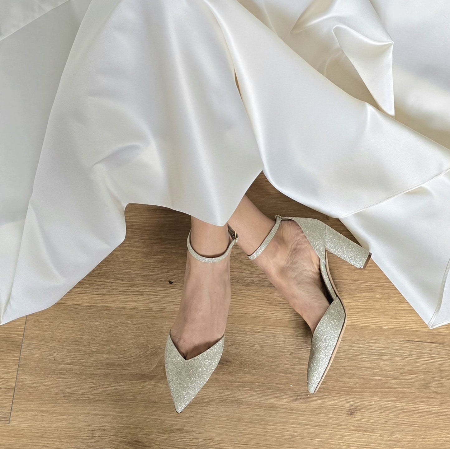 Greta 85 Bride