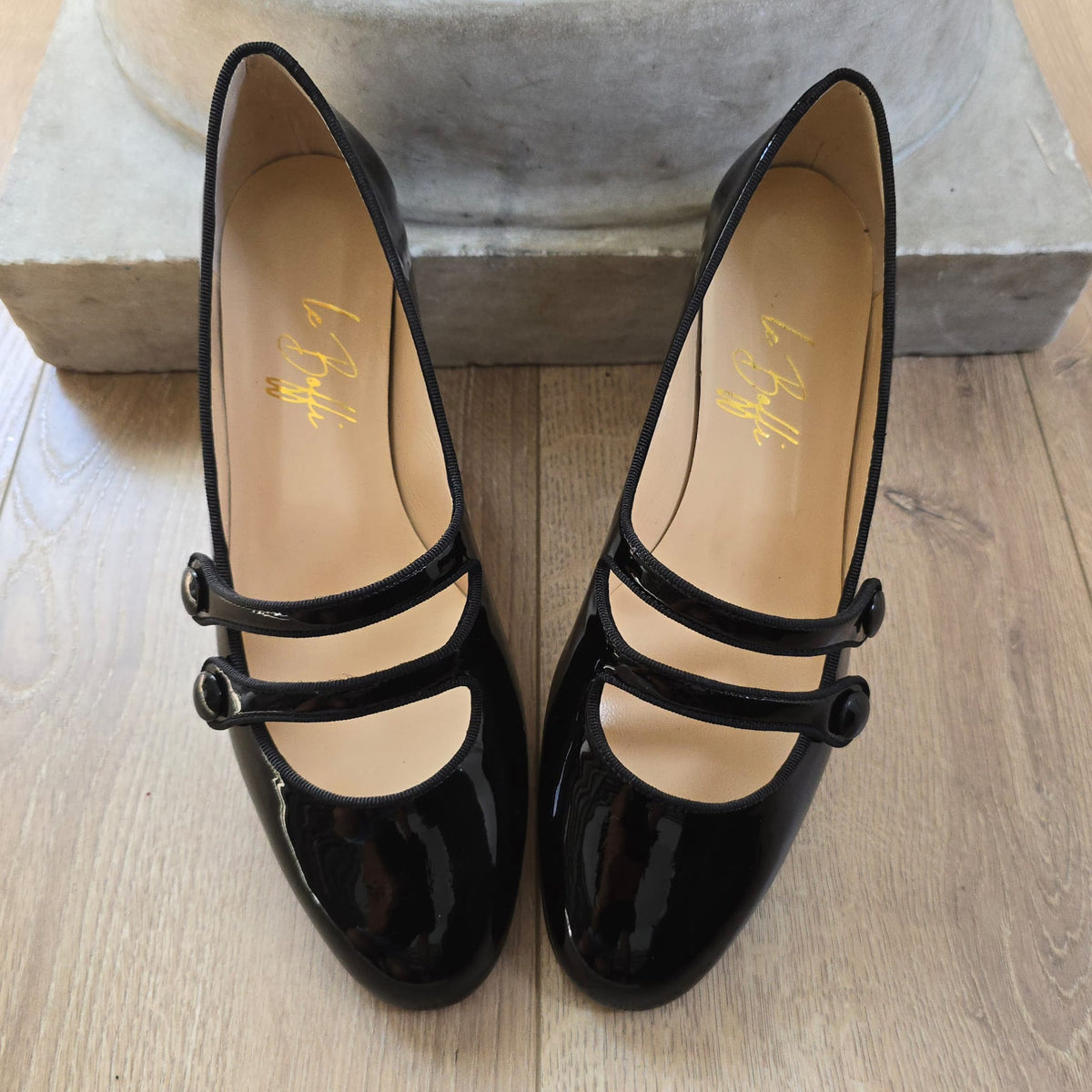 Frida Round Toe Ballerina