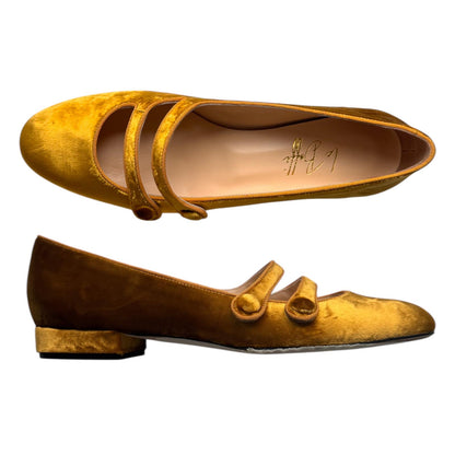 Frida Round Toe Ballerina