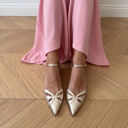 Celeste in pelle platino