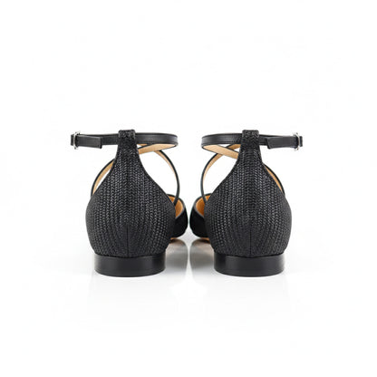 Elisabetta in rafia nera