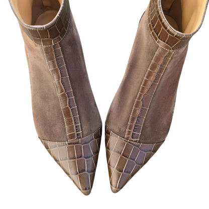 Stella in camoscio verde militare e cocco verdone