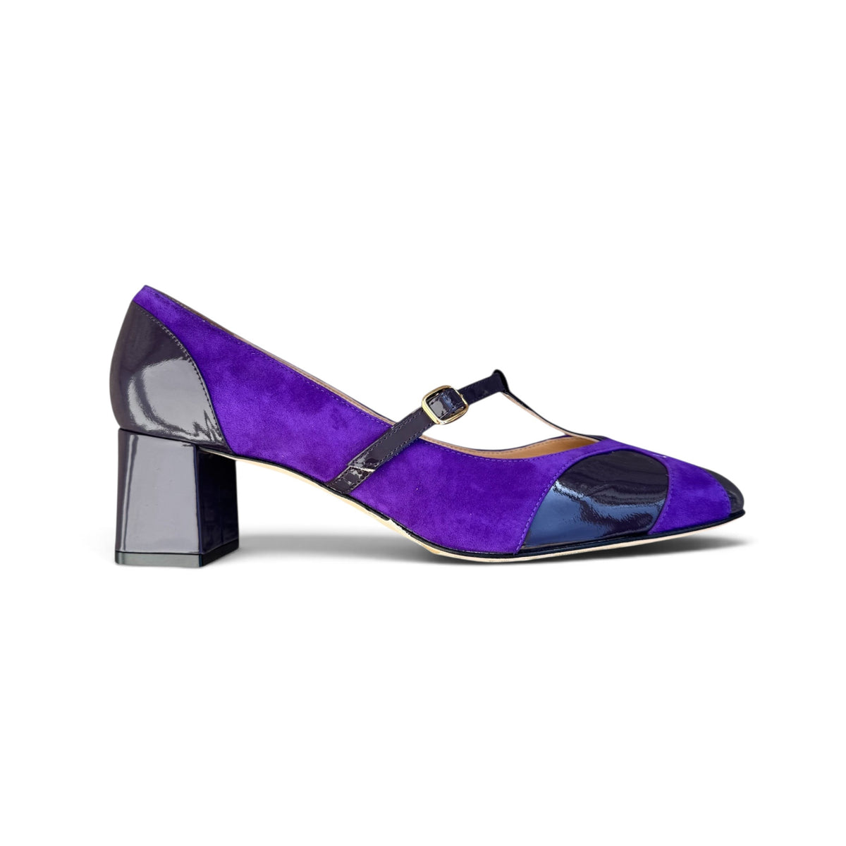 Vittoria Ballerina 55 with round toe in purple suede and patent leather
