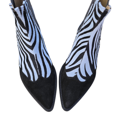 Diletta in cavallino zebra azzurro e camoscio nero