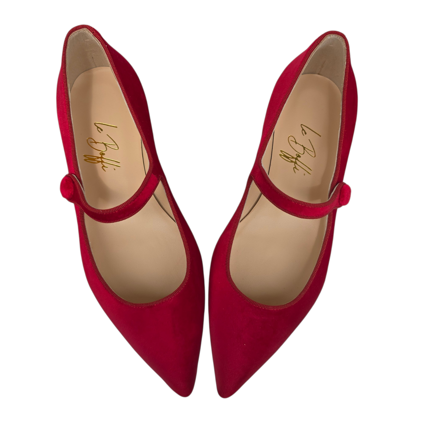 Adele in velluto rosso