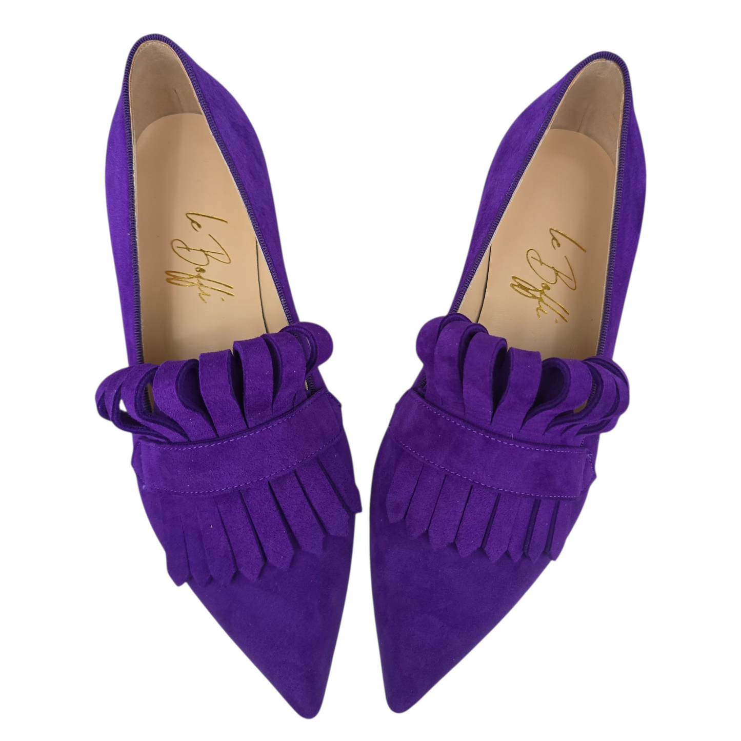 Angelina in camoscio viola shock